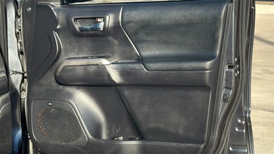 2021 Toyota Tacoma Limited V6