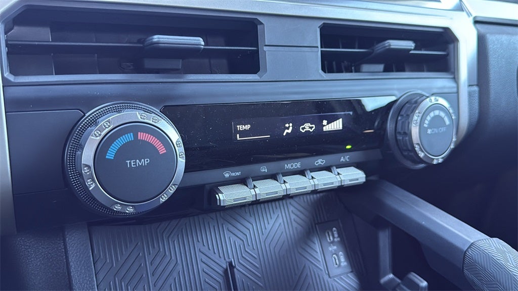 2025 Toyota Tacoma SR5