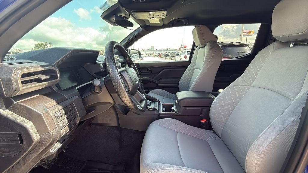 2025 Toyota TACOMA SR5 SR5