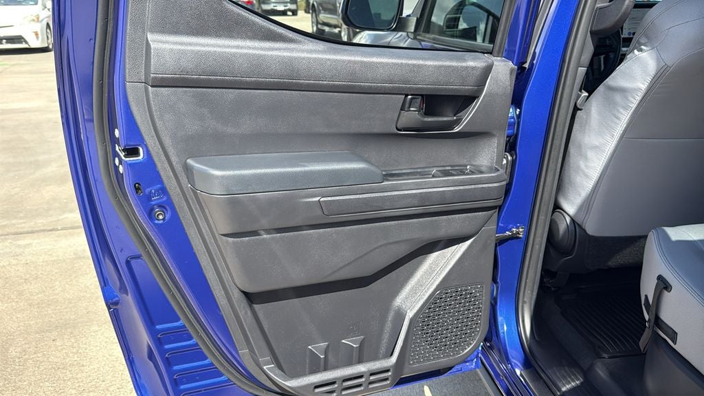 2025 Toyota TACOMA SR5 SR5