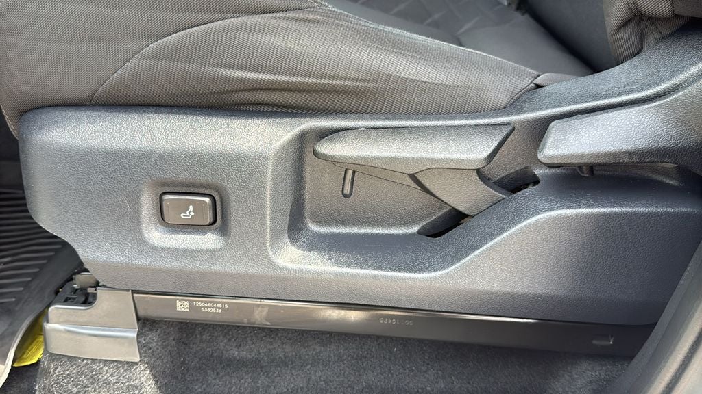 2025 Toyota TACOMA SR SR