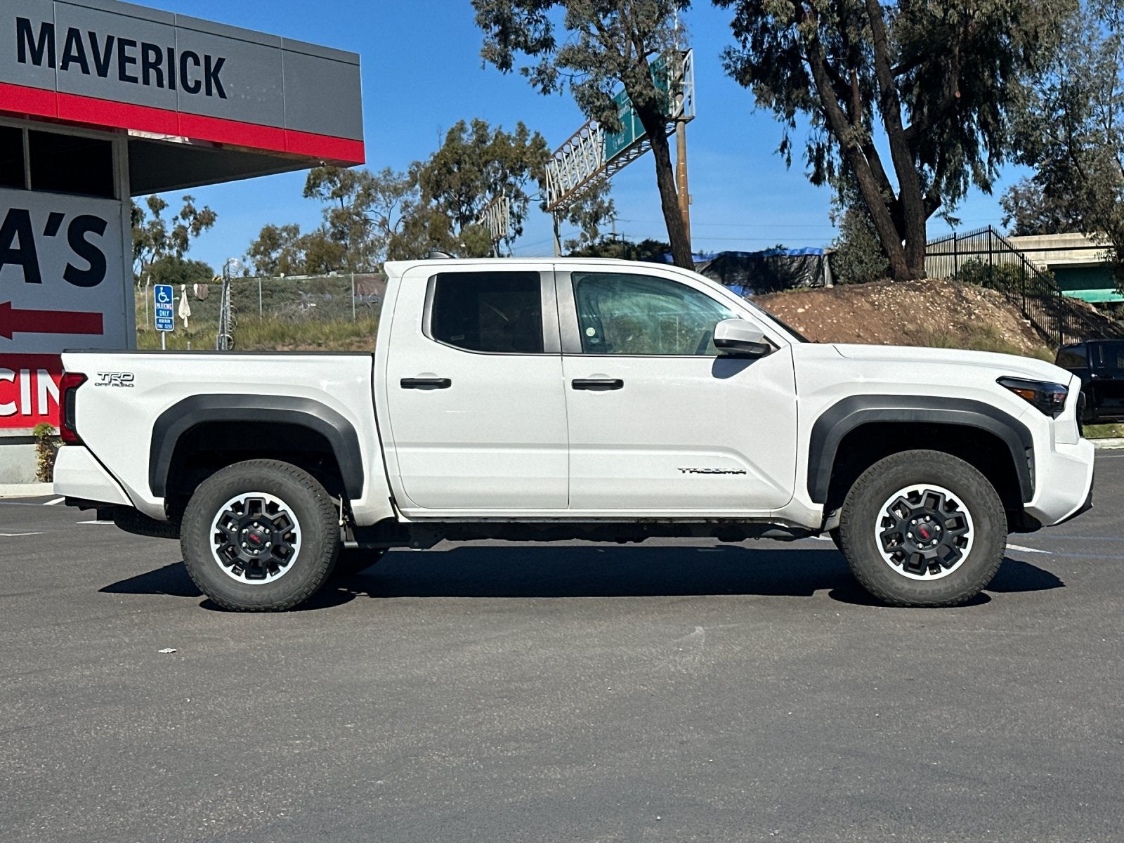 2025 Toyota Tacoma TRD Off-Road