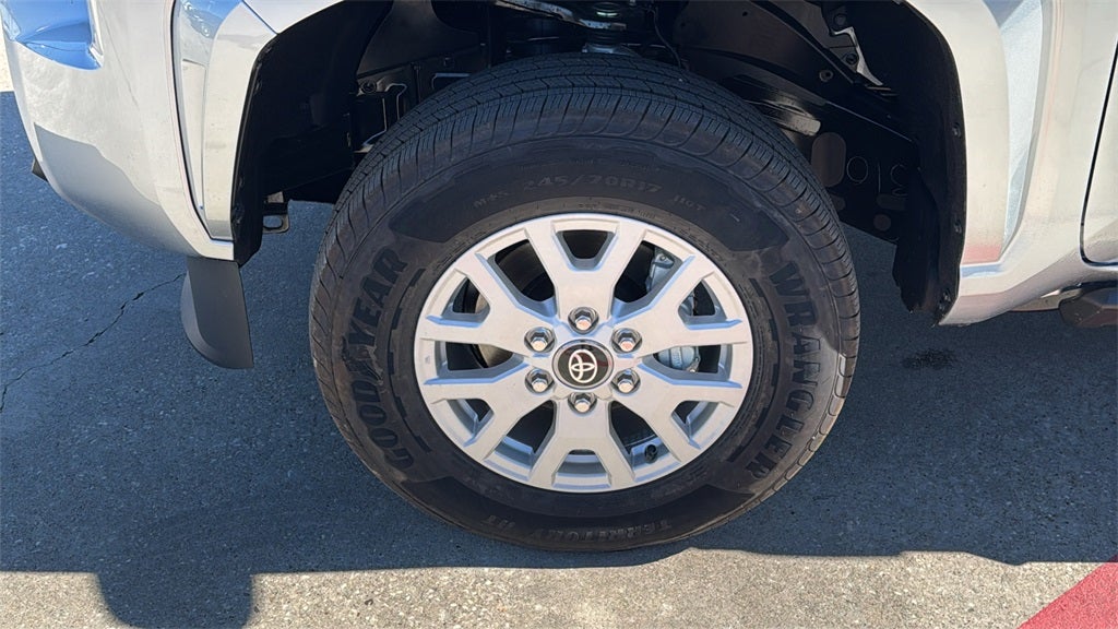 2025 Toyota Tacoma SR5