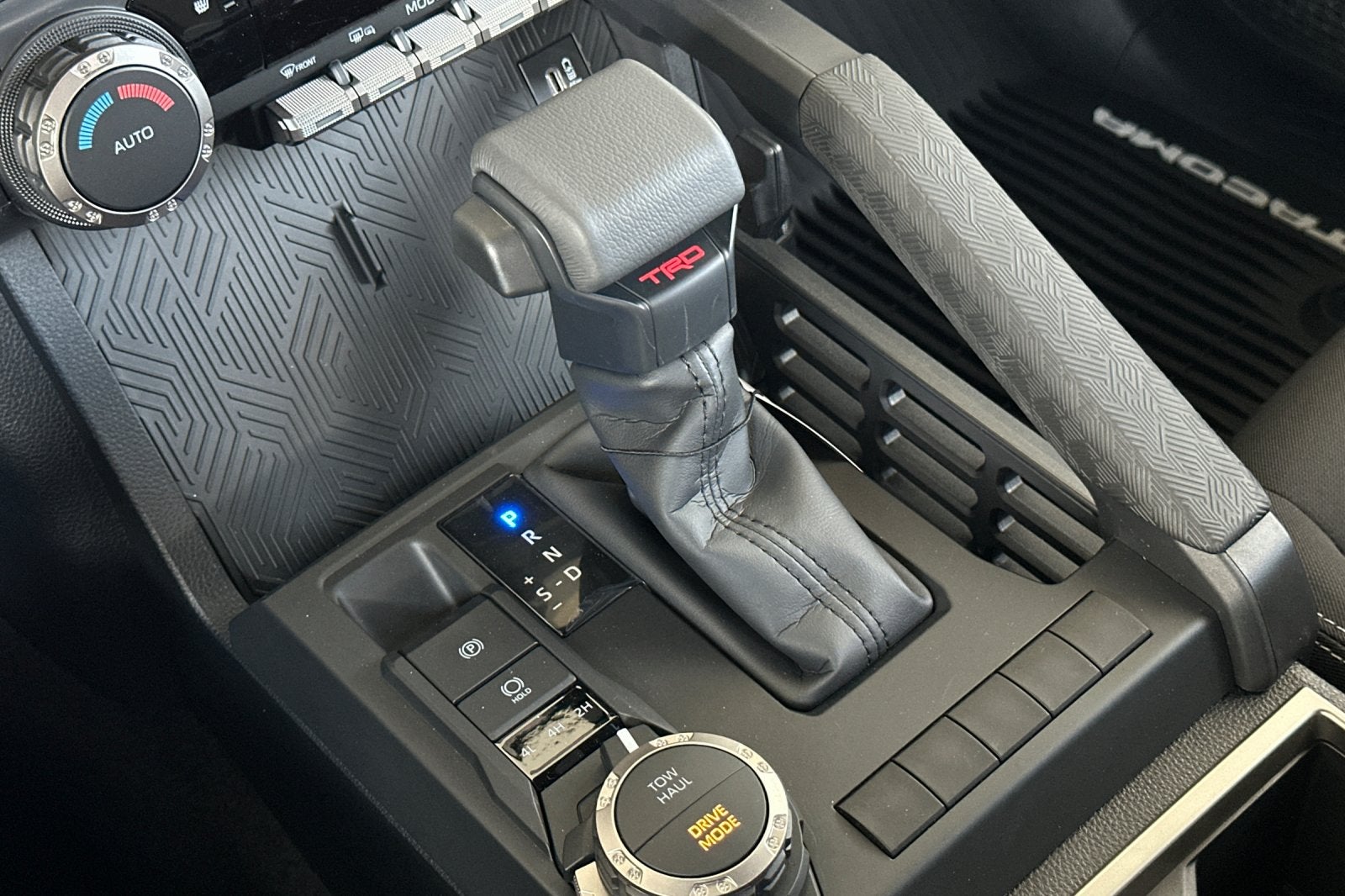 2026 Toyota Tacoma i-FORCE MAX TRD Sport i-FORCE MAX