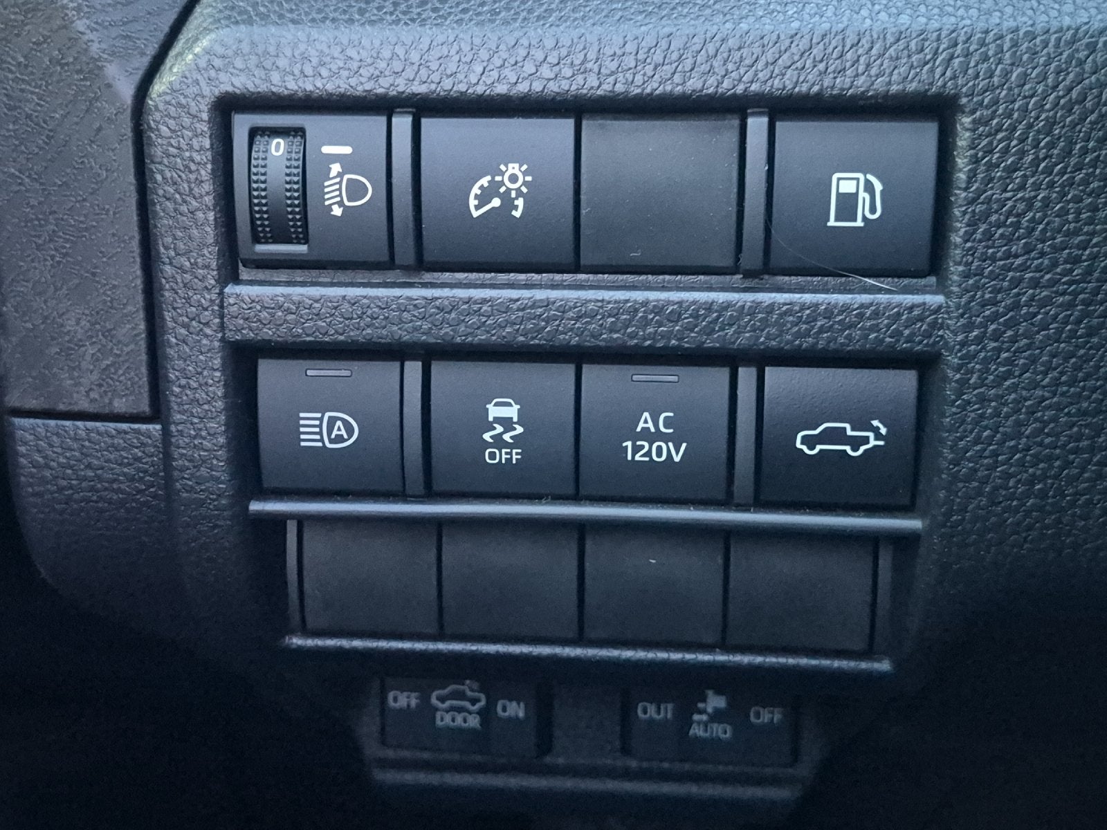 2026 Toyota Tacoma Hybrid Limited