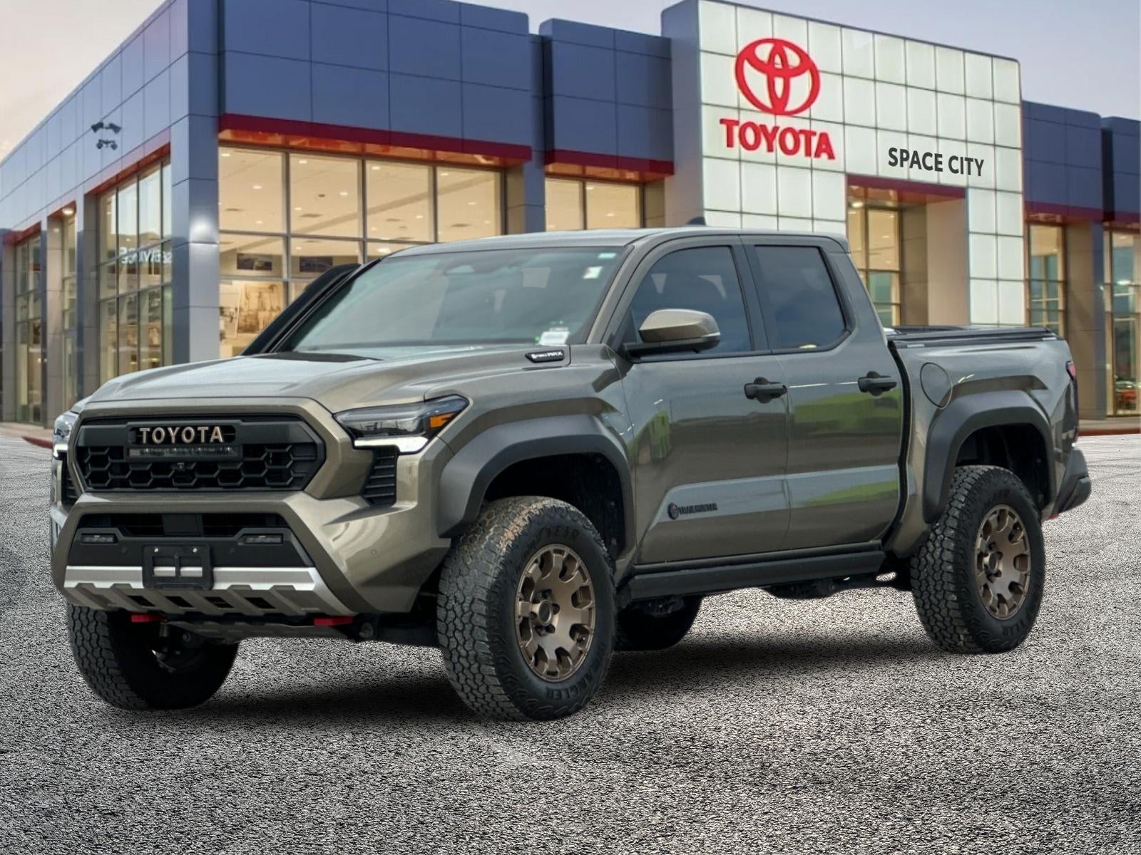 2025 Toyota Tacoma i-FORCE MAX Trailhunter