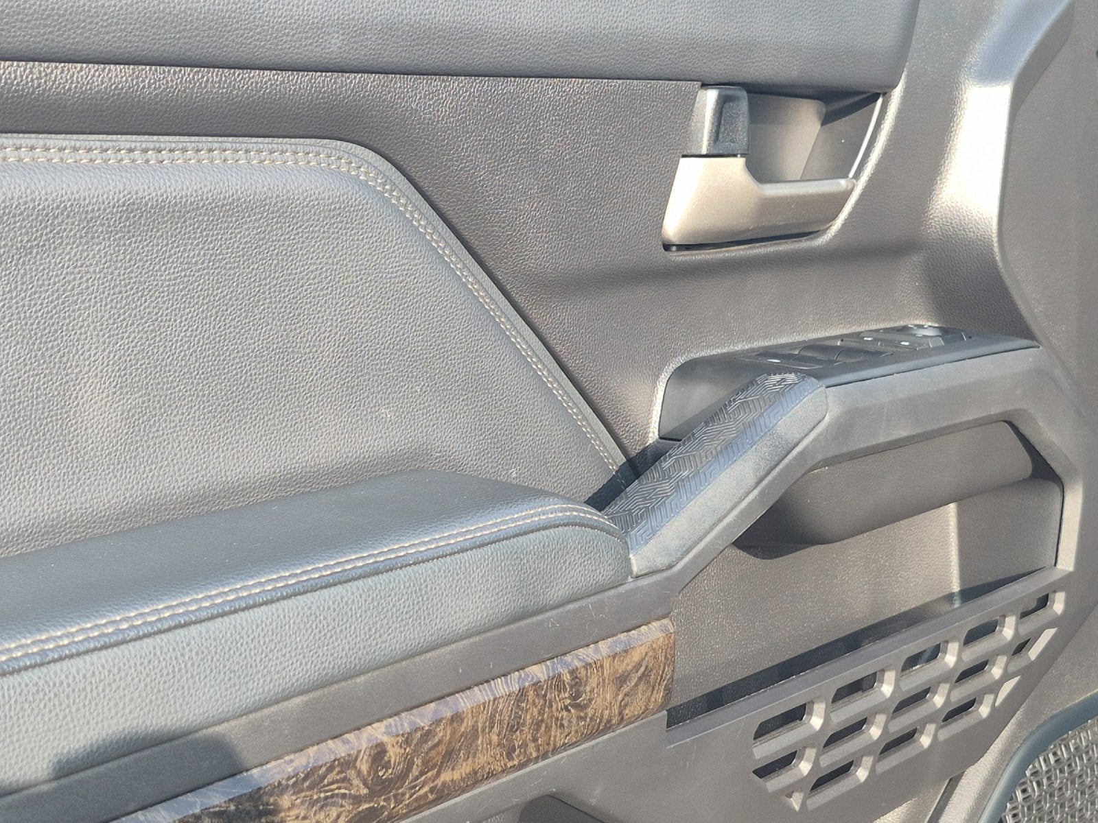 2024 Toyota Tacoma i-FORCE MAX Limited