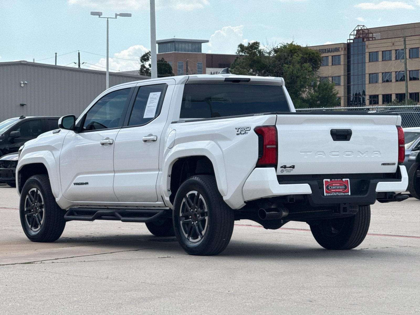 2025 Toyota Tacoma Hybrid TRD Sport