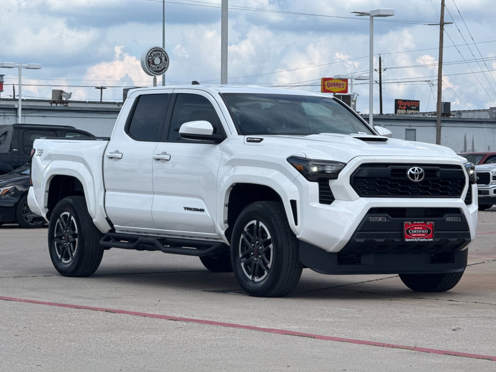 2025 Toyota Tacoma Hybrid TRD Sport
