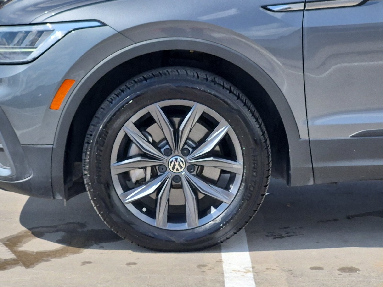 2023 Volkswagen Tiguan 2.0T SE