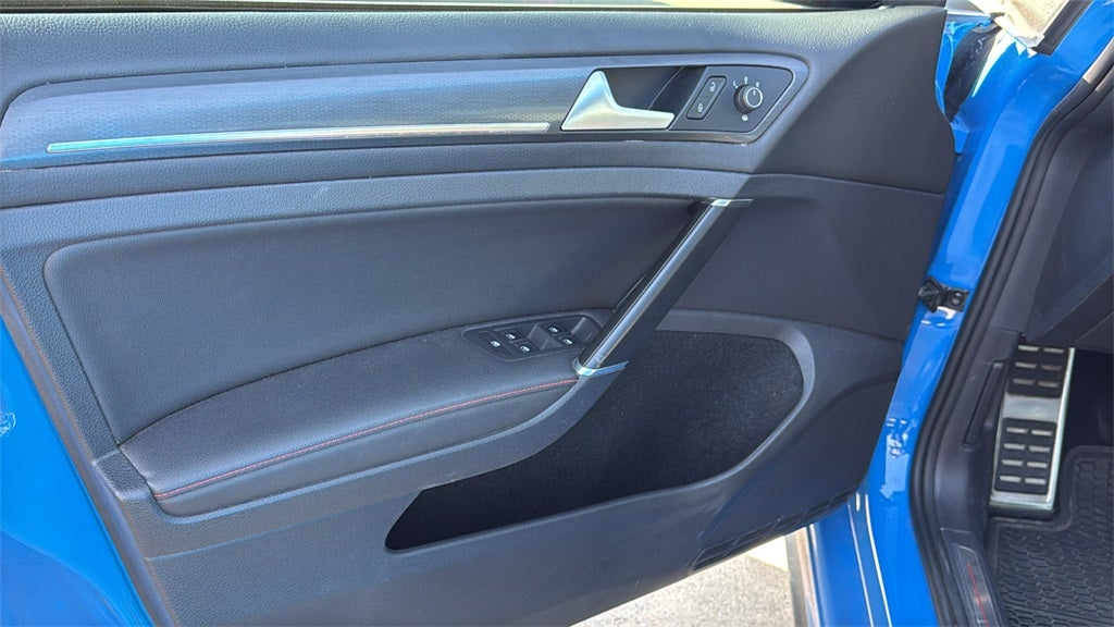 2021 Volkswagen Golf GTI Autobahn