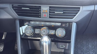 2019 Volkswagen Jetta R-Line