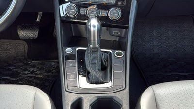 2019 Volkswagen Jetta R-Line