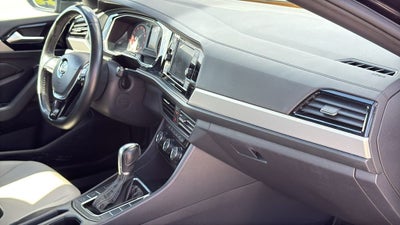 2019 Volkswagen Jetta R-Line