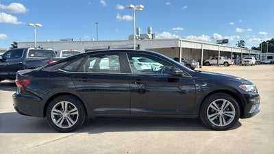 2019 Volkswagen Jetta R-Line