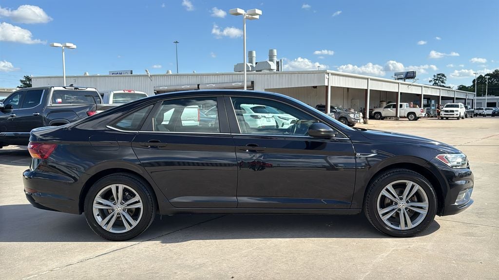 2019 Volkswagen Jetta R-Line