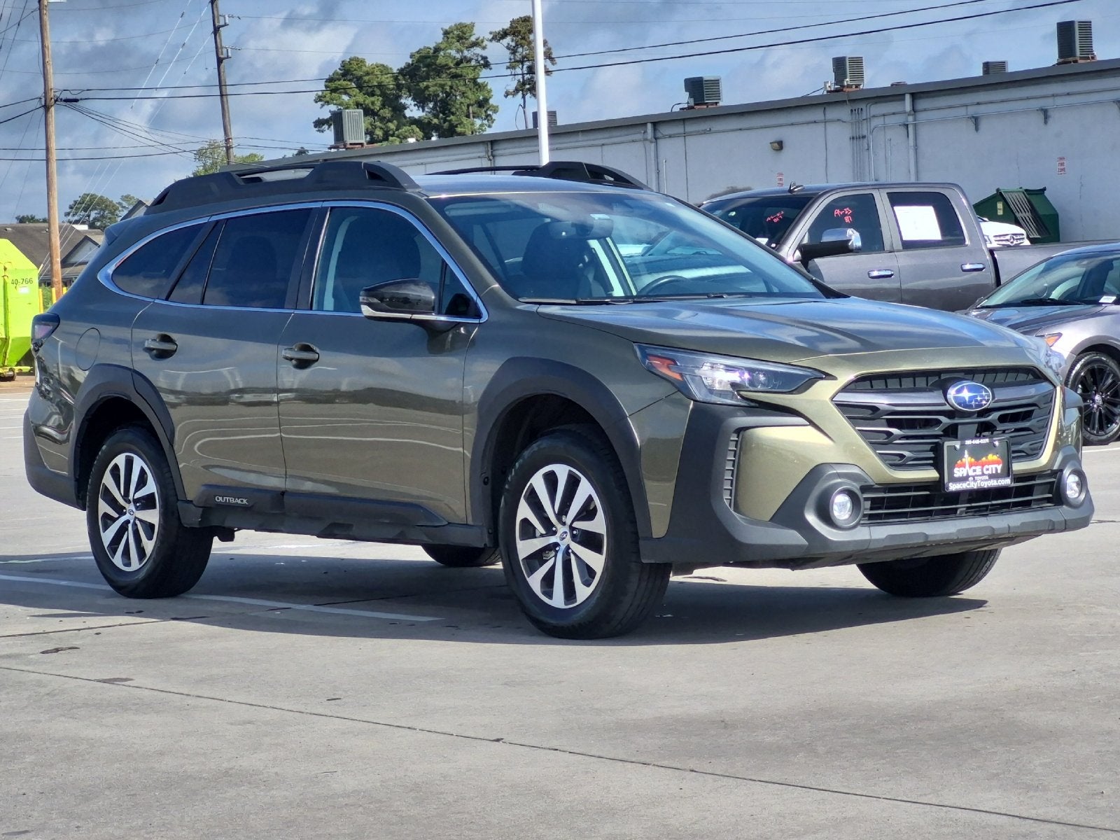 2023 Subaru Outback Premium