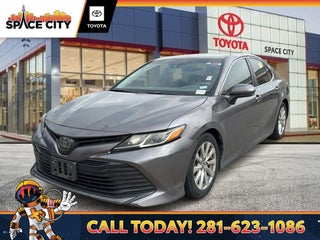2018 Toyota CAMRY LE