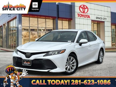 2018 Toyota CAMRY LE