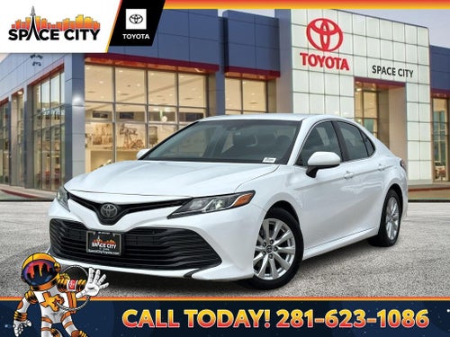 2018 Toyota CAMRY LE
