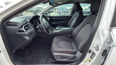 2018 Toyota CAMRY LE