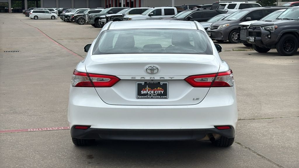 2018 Toyota CAMRY LE