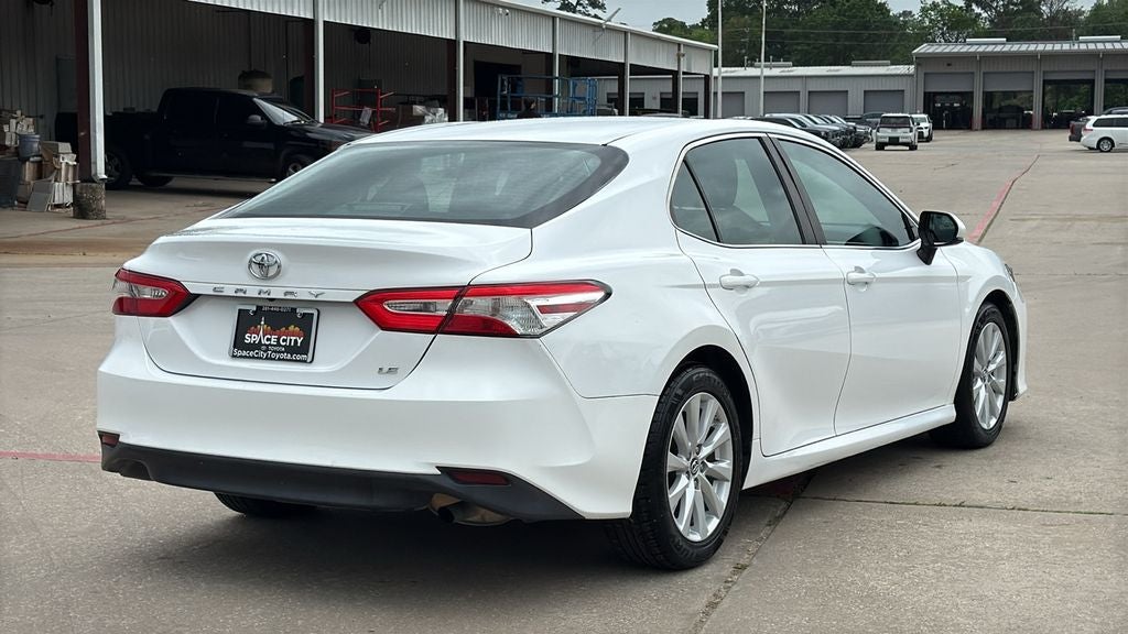 2018 Toyota CAMRY LE