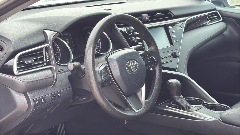 2018 Toyota CAMRY LE