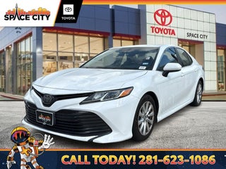 2018 Toyota CAMRY LE