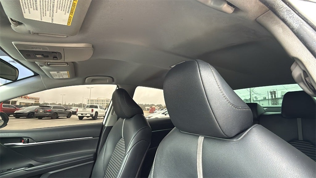 2019 Toyota CAMRY SE