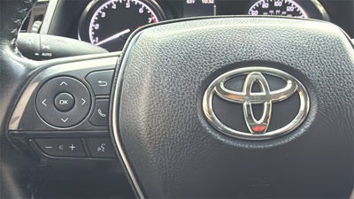 2019 Toyota CAMRY SE