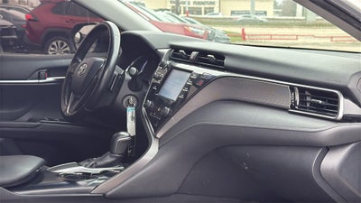 2019 Toyota CAMRY SE
