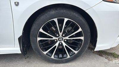 2019 Toyota CAMRY SE