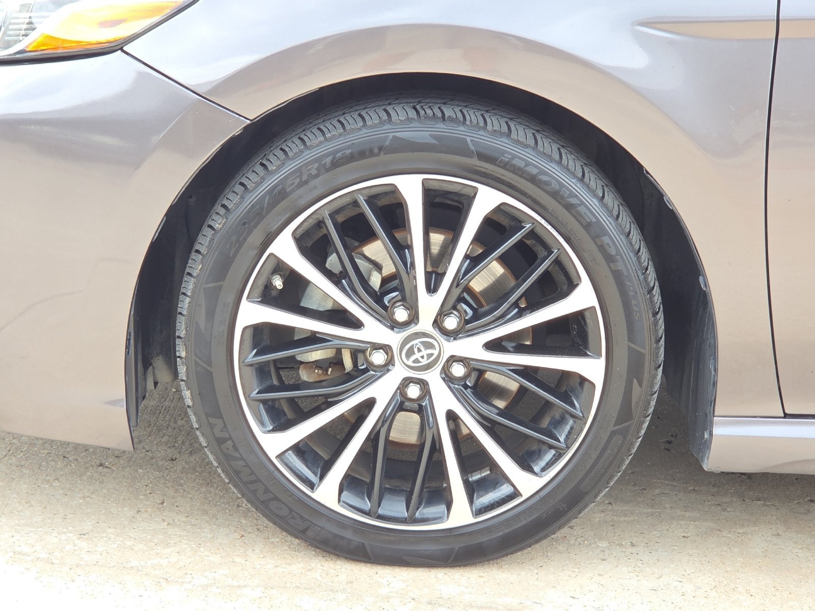 2019 Toyota Camry SE