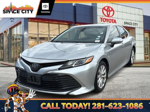 2019 Toyota CAMRY LE