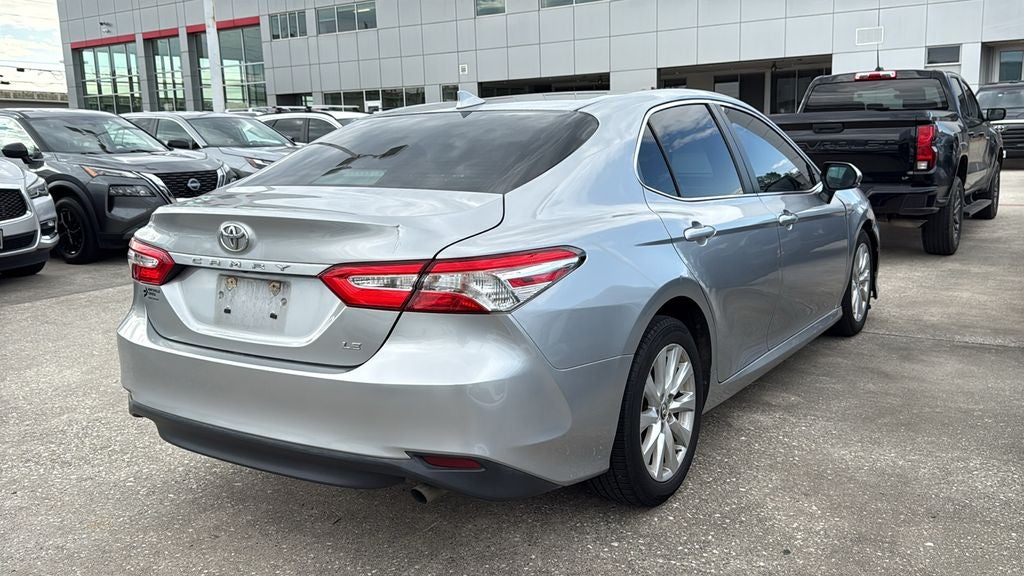 2019 Toyota CAMRY LE