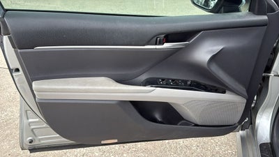 2019 Toyota CAMRY LE