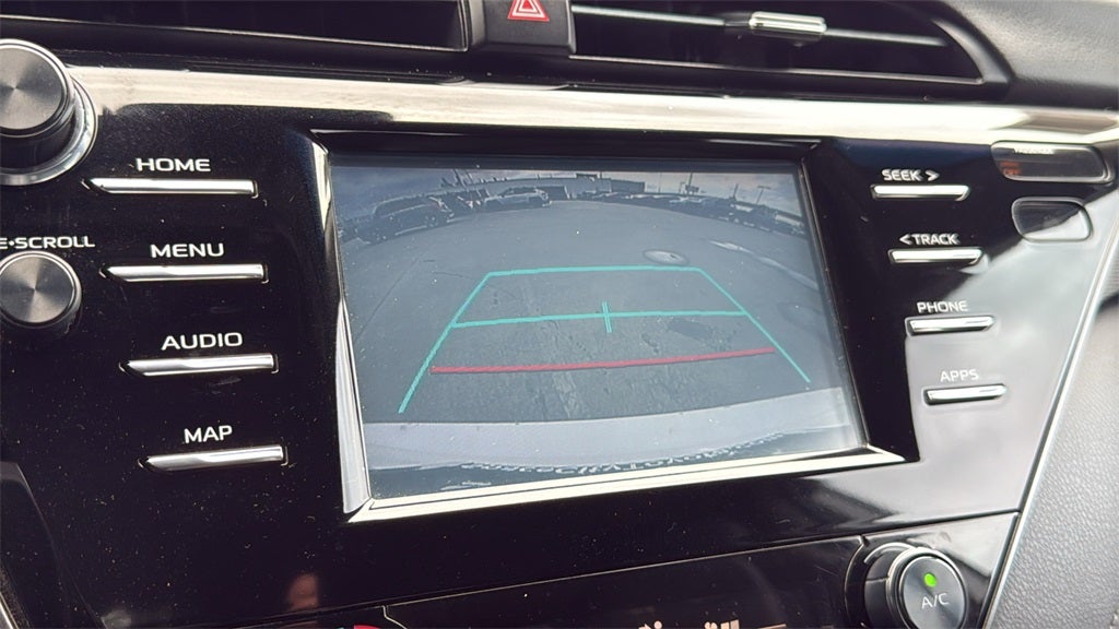 2019 Toyota CAMRY SE