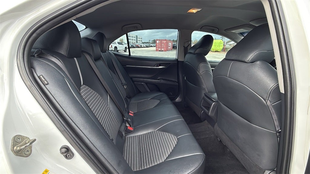 2019 Toyota CAMRY SE