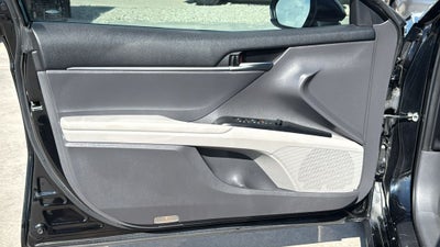 2019 Toyota CAMRY LE