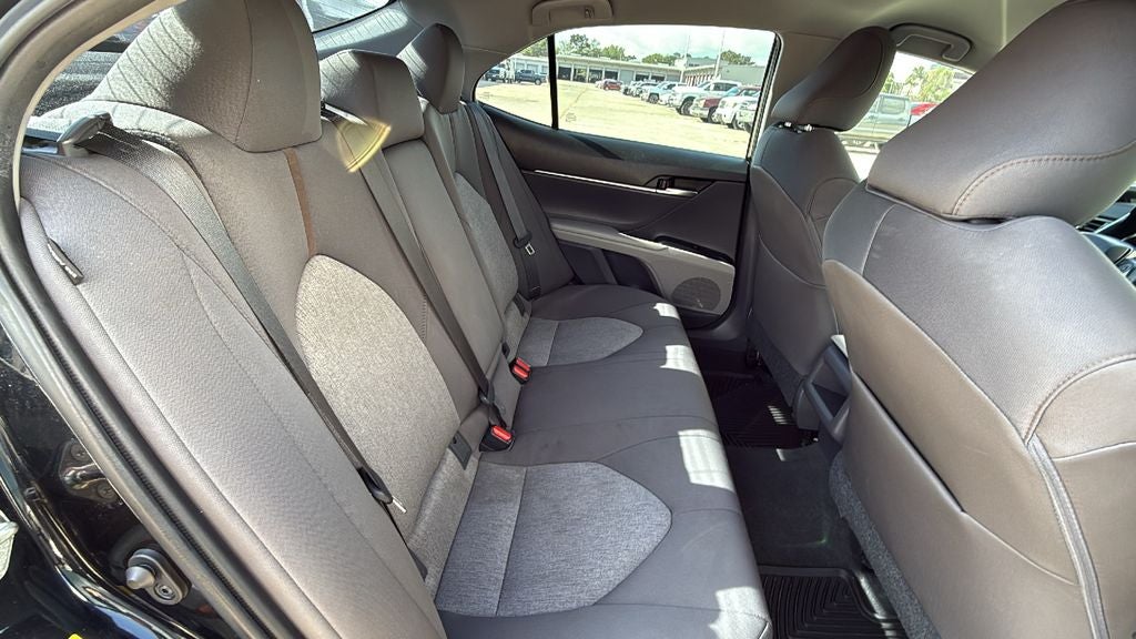 2019 Toyota CAMRY LE