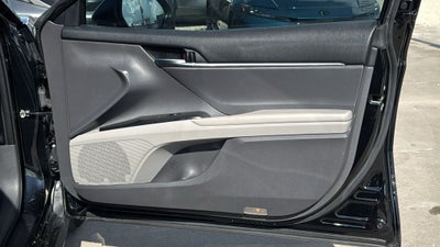 2019 Toyota CAMRY LE