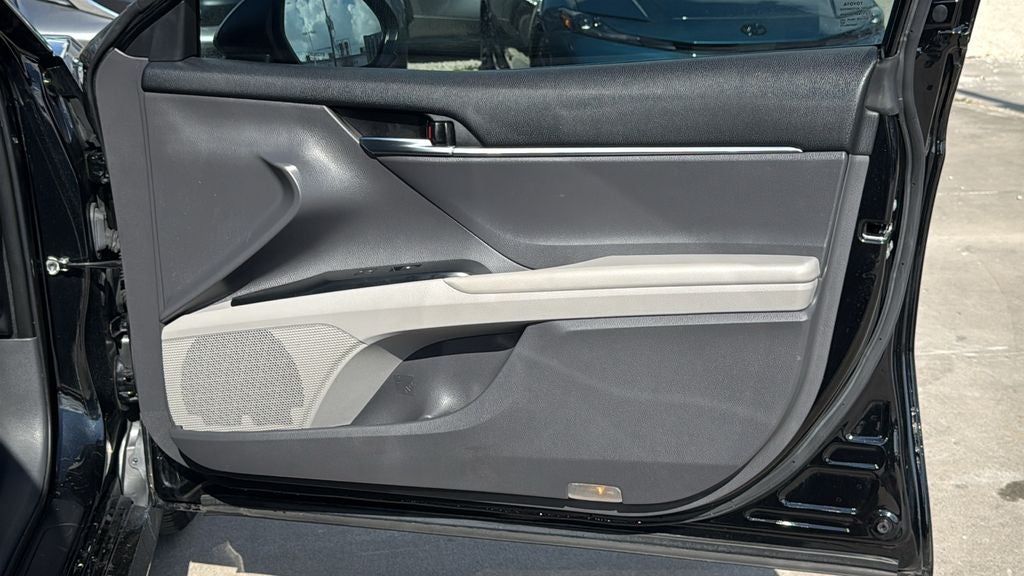 2019 Toyota CAMRY LE