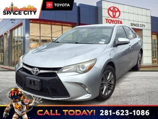 2017 Toyota CAMRY SE
