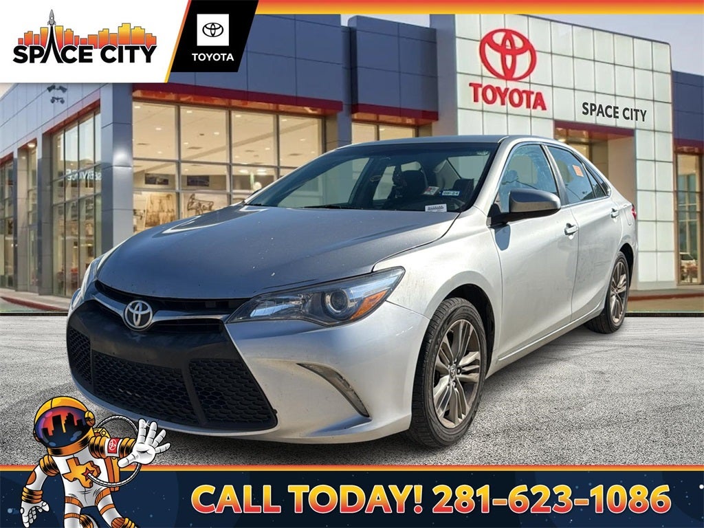 2016 Toyota CAMRY SE