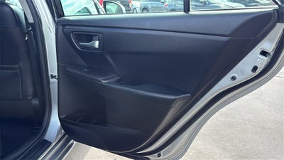 2016 Toyota CAMRY SE