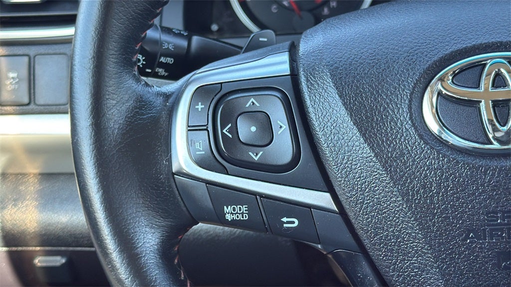 2015 Toyota CAMRY SE