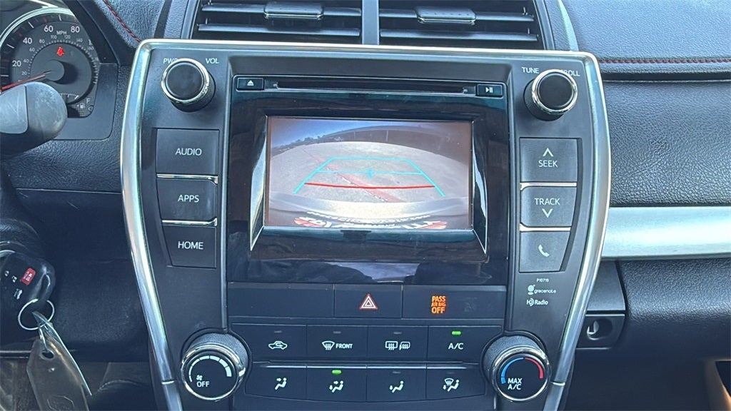 2015 Toyota CAMRY SE