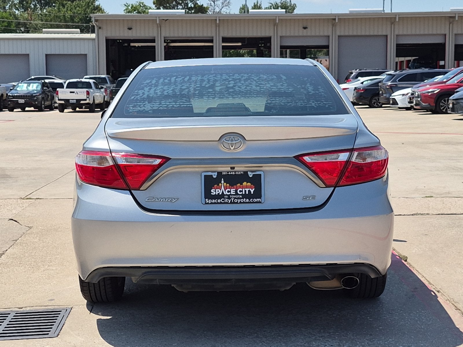 2017 Toyota Camry SE