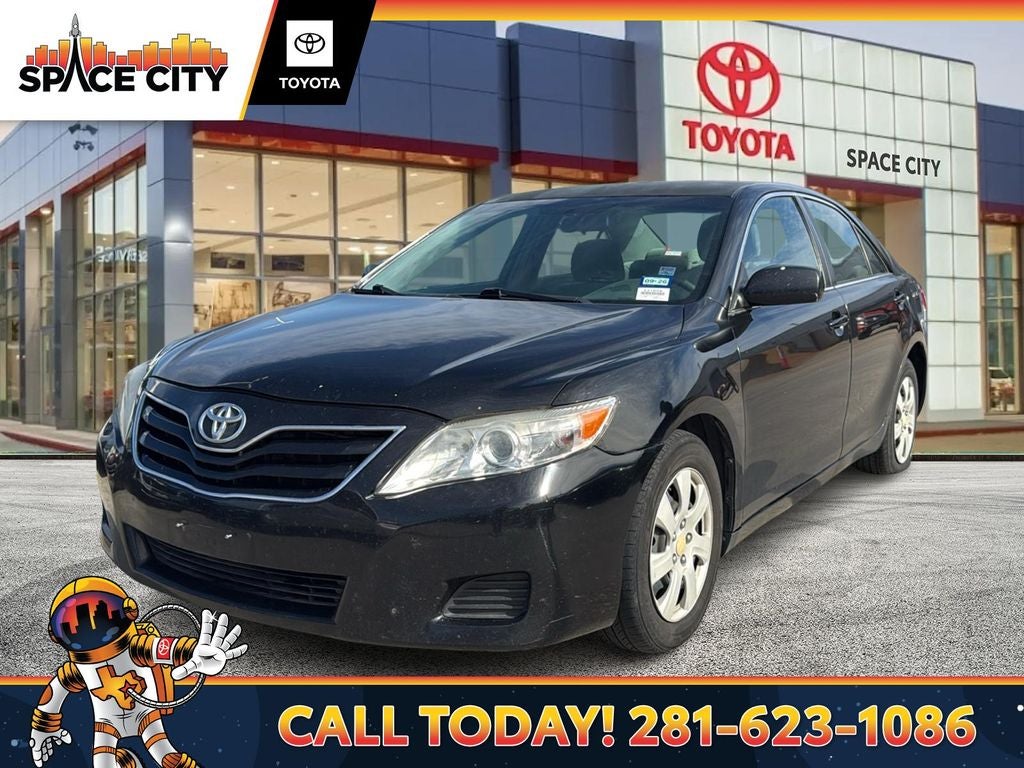 2011 Toyota CAMRY LE